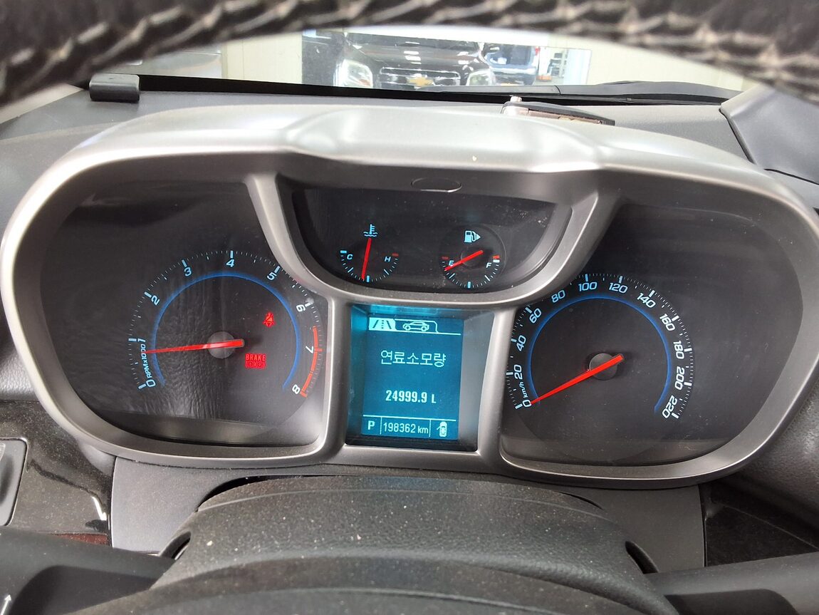 CHEVROLET (DAEWOO) ORLANDO 2.0 LPGi PLATINUM PACKAGE 2015 - zdjęcie 10