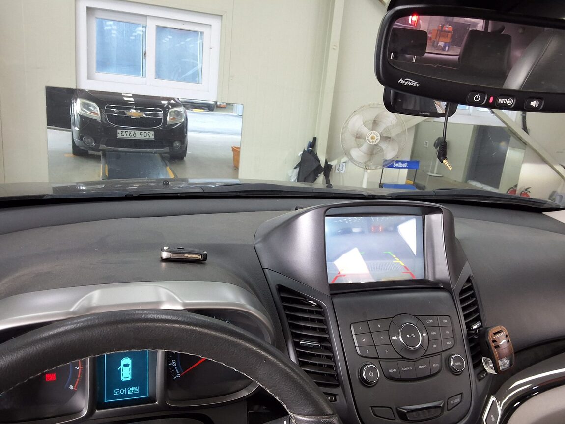 CHEVROLET (DAEWOO) ORLANDO 2.0 LPGi PLATINUM PACKAGE 2015 - zdjęcie 25