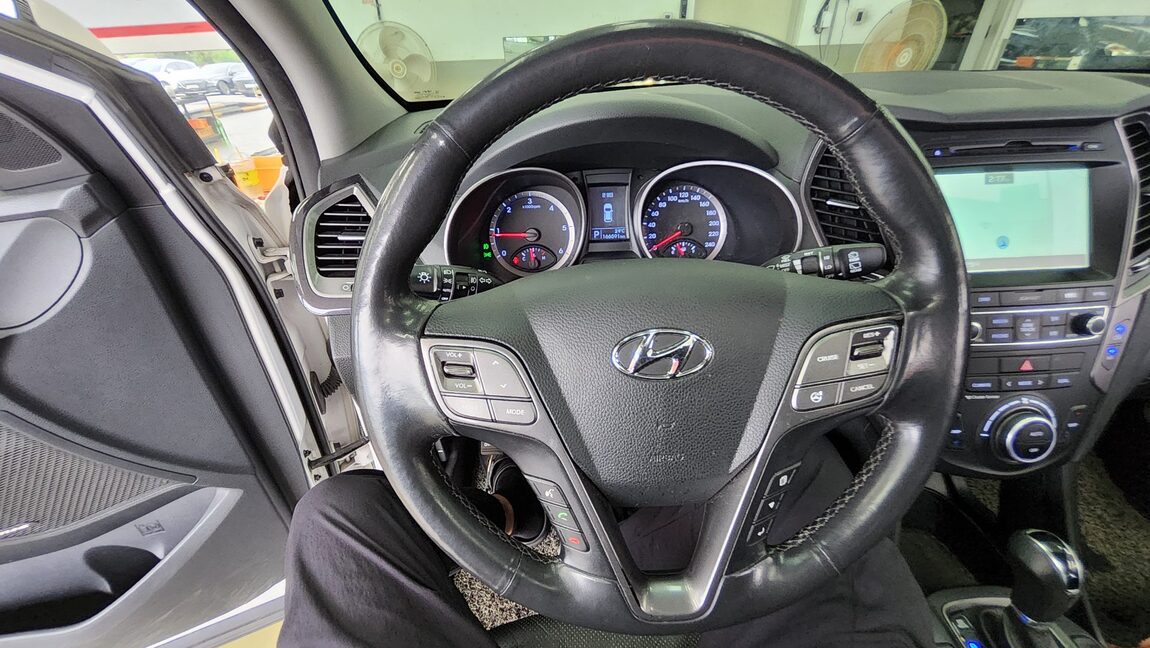 HYUNDAI SANTA FE (DM) DIESEL R2.2 2WD PREMIUM 2015 - zdjęcie 17