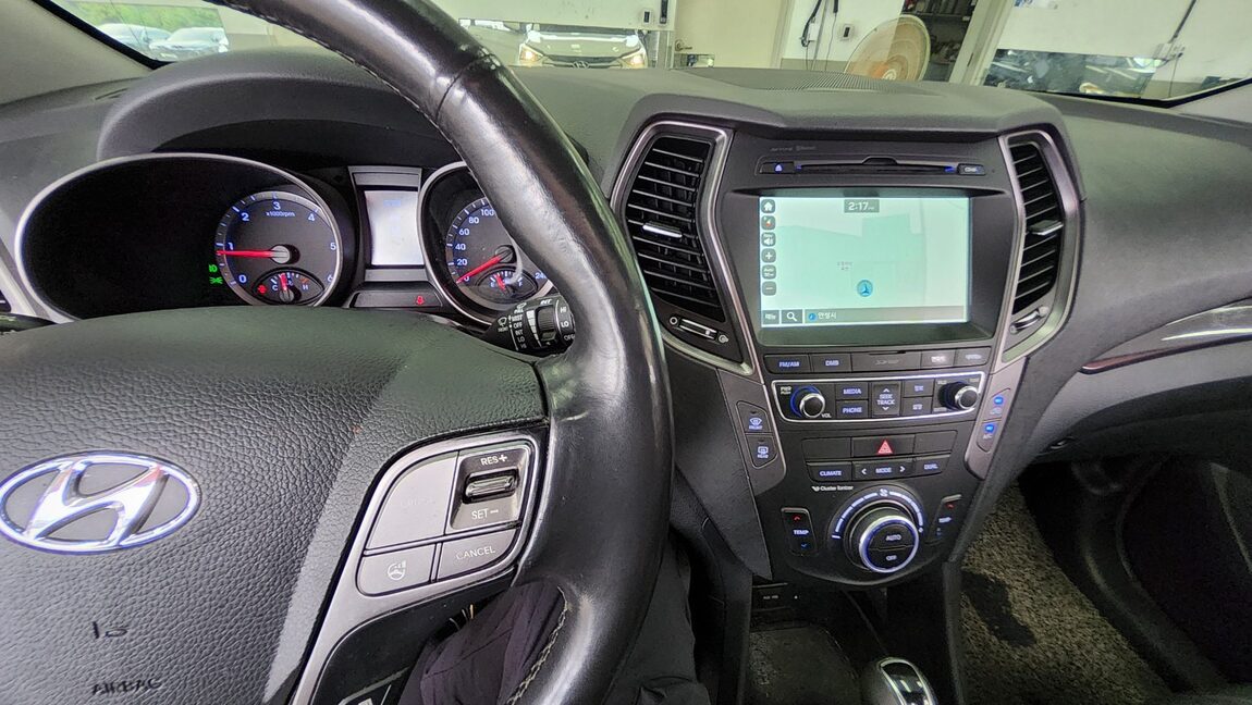 HYUNDAI SANTA FE (DM) DIESEL R2.2 2WD PREMIUM 2015 - zdjęcie 18
