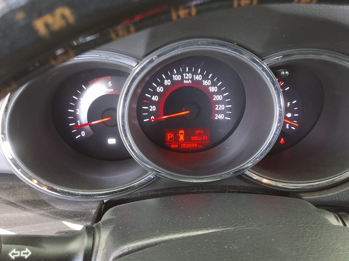 KIA SORENTO R DIESEL 2.2 4WD TLX PREMIUM 2010 - zdjęcie 9