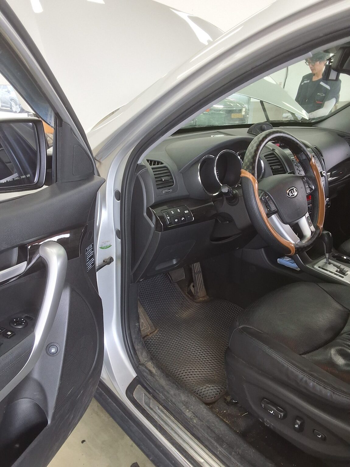 KIA SORENTO R DIESEL 2.2 4WD TLX PREMIUM 2010 - zdjęcie 10