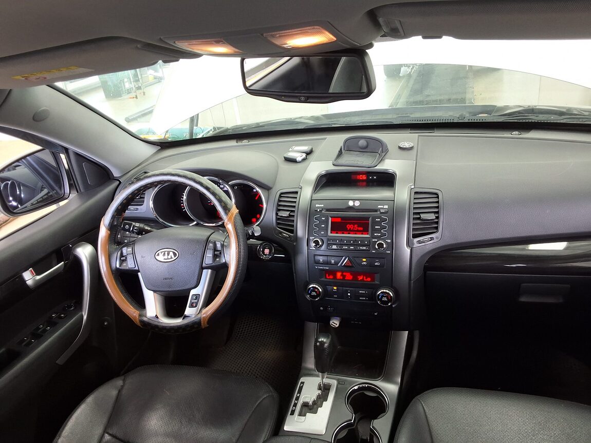 KIA SORENTO R DIESEL 2.2 4WD TLX PREMIUM 2010 - zdjęcie 11