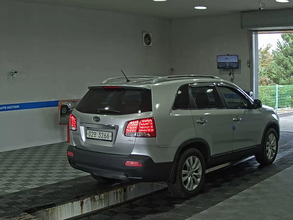 KIA SORENTO R DIESEL 2.2 4WD TLX PREMIUM 2010 - zdjęcie 5