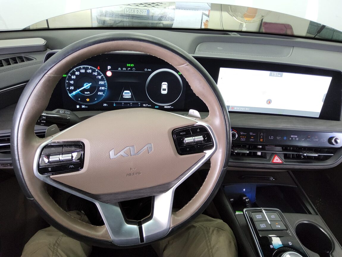 KIA K8 HYBRID HEV NOBLESSE 2023 - zdjęcie 17