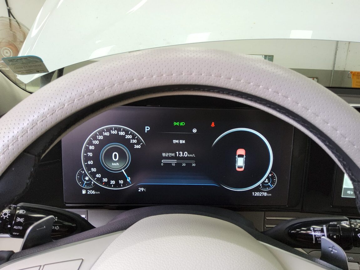 HYUNDAI THE NEW GRANDEUR IG GASOLINE 2.5 LE BLANC 2022 - zdjęcie 9