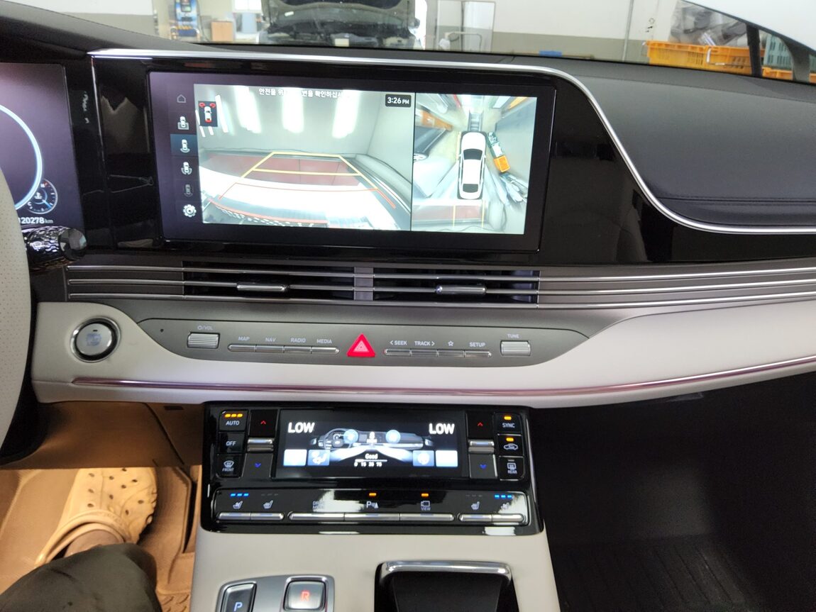 HYUNDAI THE NEW GRANDEUR IG GASOLINE 2.5 LE BLANC 2022 - zdjęcie 18