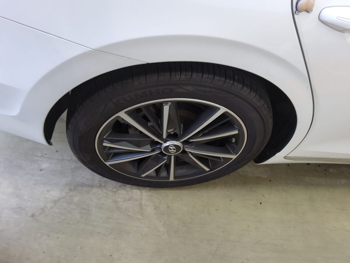 HYUNDAI THE NEW GRANDEUR IG GASOLINE 2.5 LE BLANC 2022 - zdjęcie 25