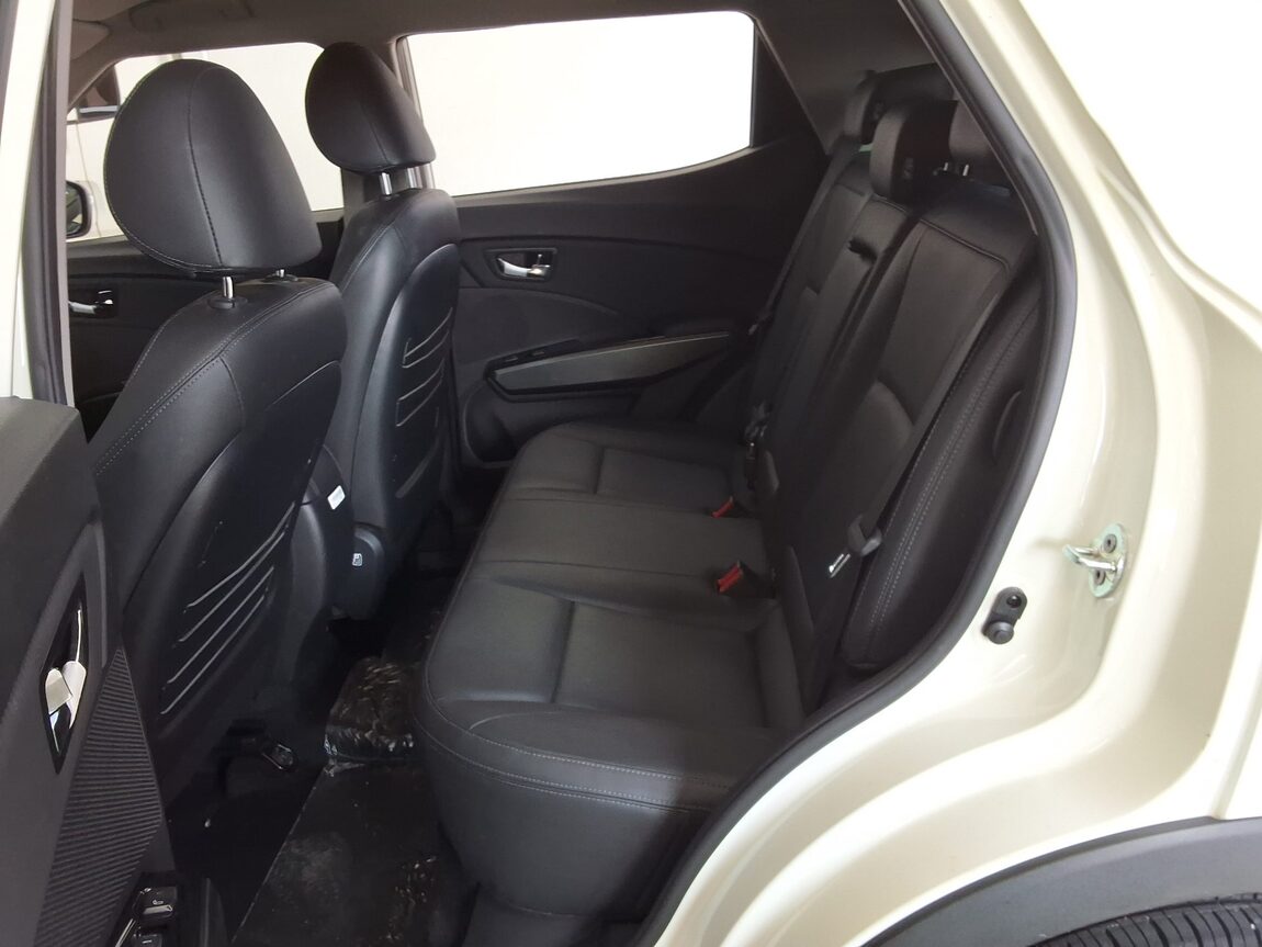 KG MOBILITY (SSANGYONG) VERY NEW TIVOLI 1.5 GASOLINE 2WD V3 2022 - zdjęcie 13