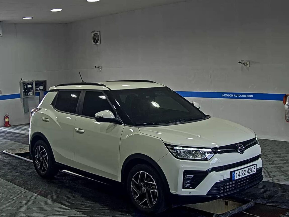 KG MOBILITY (SSANGYONG) VERY NEW TIVOLI 1.5 GASOLINE 2WD V3 2022 - zdjęcie 3