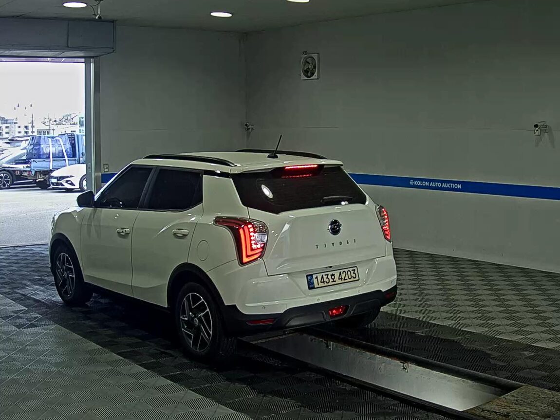 KG MOBILITY (SSANGYONG) VERY NEW TIVOLI 1.5 GASOLINE 2WD V3 2022 - zdjęcie 6