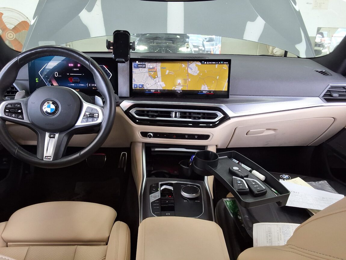 BMW 3 SERIES (7TH GEN) 320i M SPORT PACK 2024 - zdjęcie 11