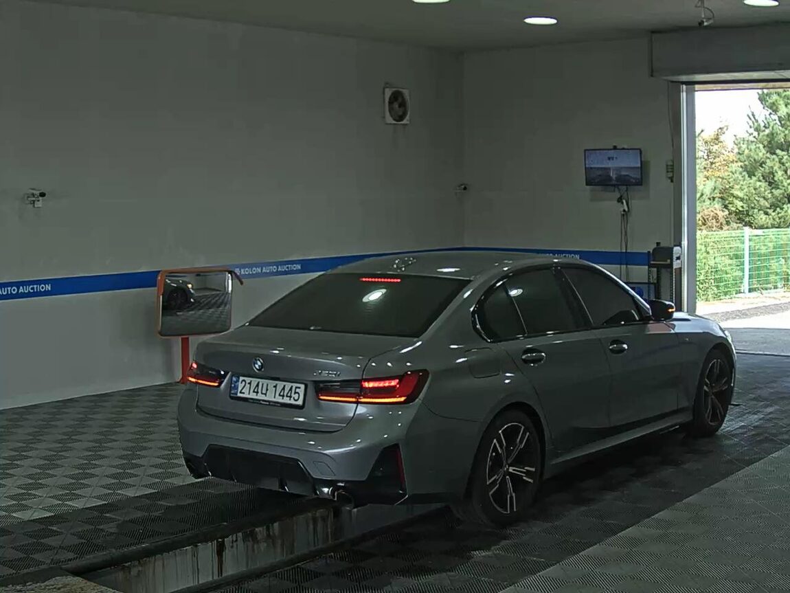 BMW 3 SERIES (7TH GEN) 320i M SPORT PACK 2024 - zdjęcie 5