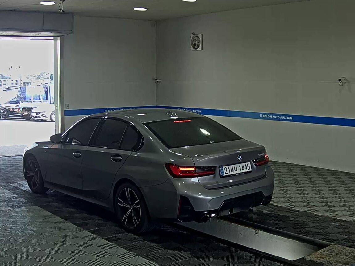 BMW 3 SERIES (7TH GEN) 320i M SPORT PACK 2024 - zdjęcie 6
