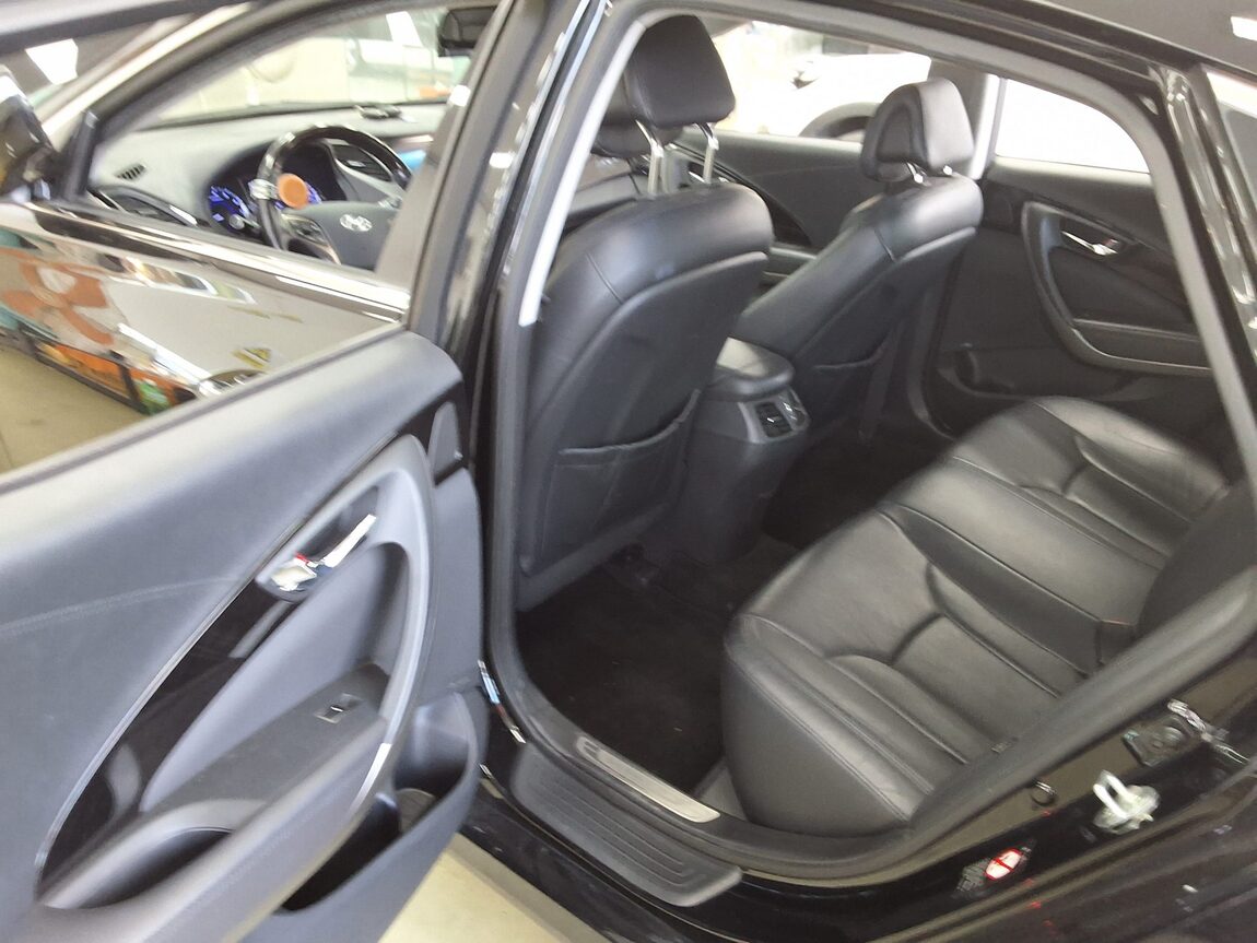 HYUNDAI GRANDEUR HG HG 300 PREMIUM 2014 - zdjęcie 12