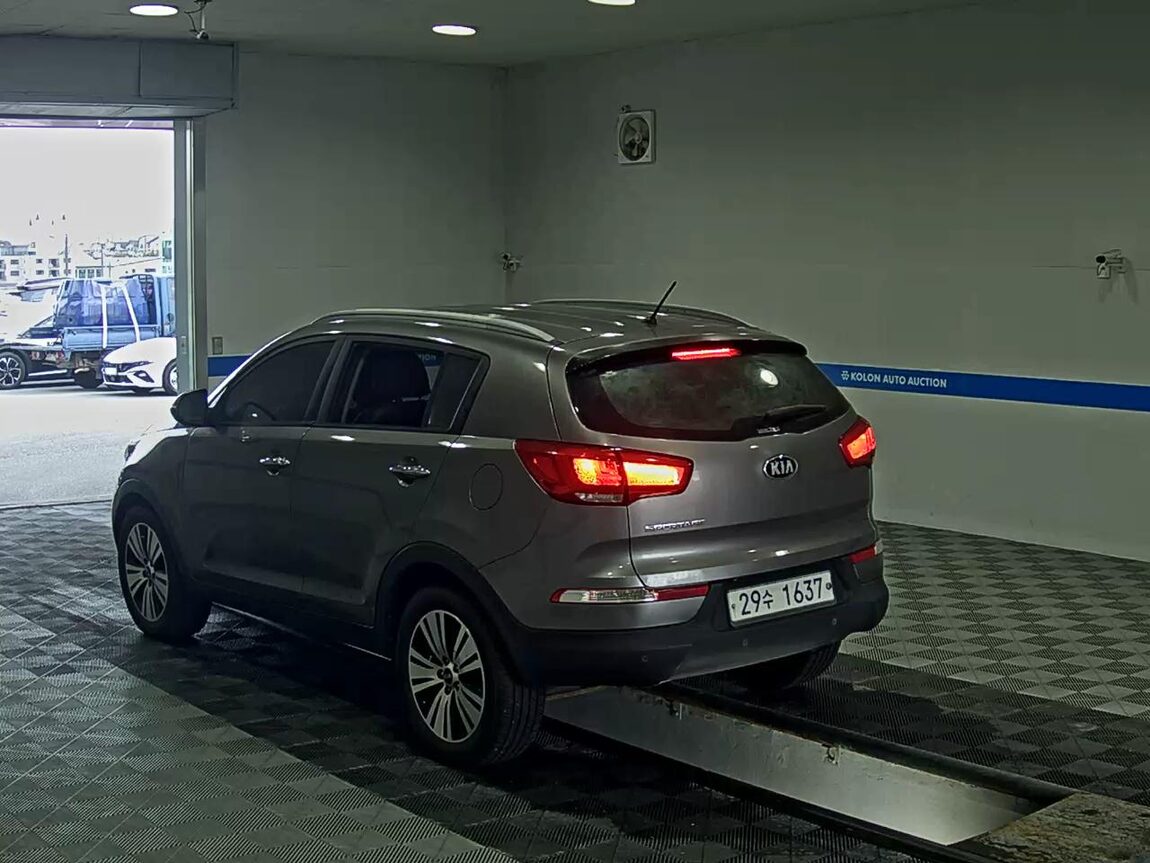 KIA THE NEW SPORTAGE R DIESEL R2.0 2WD PRESTIGE 2014 - zdjęcie 6