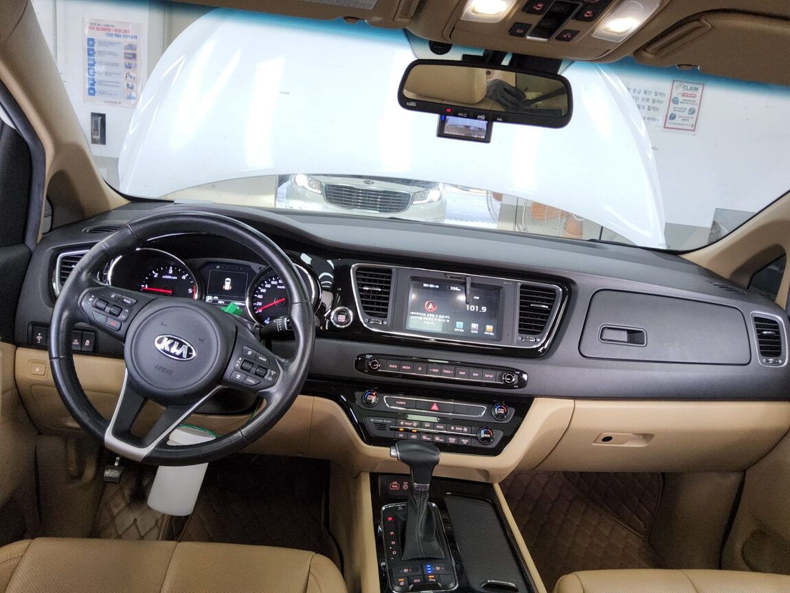 KIA ALL NEW CARNIVAL 9-SEATER DIESEL NOBLESSE 2018 - zdjęcie 11