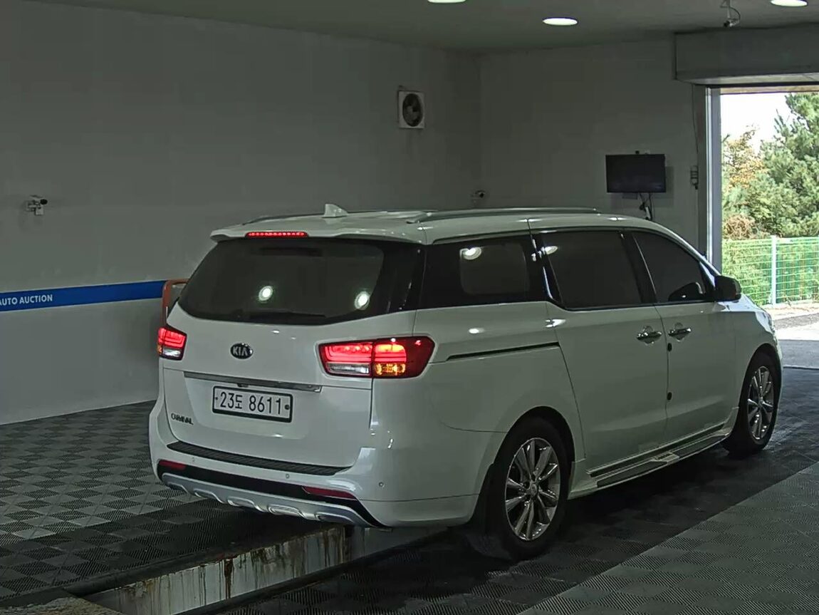 KIA ALL NEW CARNIVAL 9-SEATER DIESEL NOBLESSE 2018 - zdjęcie 5