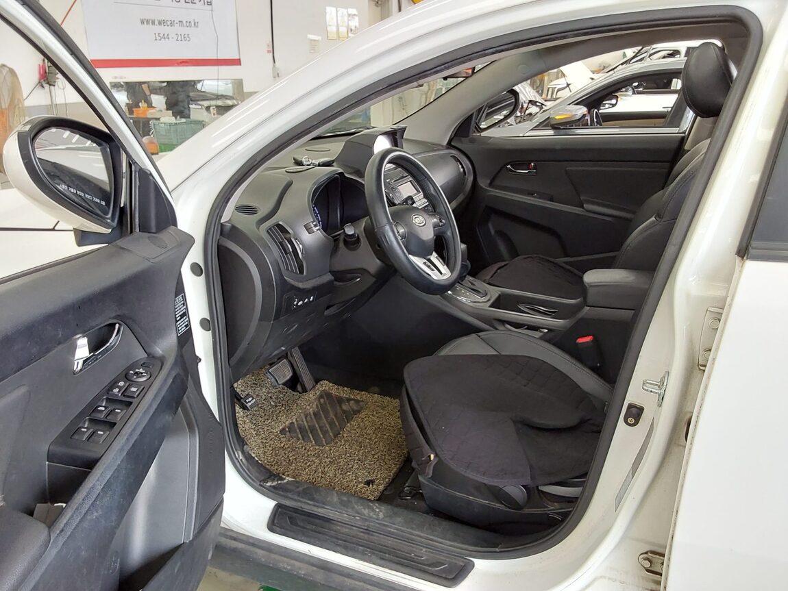 KIA SPORTAGE R DIESEL R2.0 4WD TLX LUXURY MODEL 2011 - zdjęcie 10