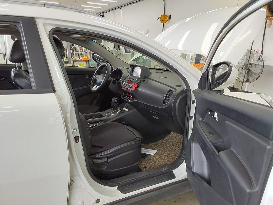 KIA SPORTAGE R DIESEL R2.0 4WD TLX LUXURY MODEL 2011 - zdjęcie 14