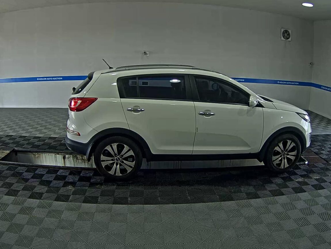 KIA SPORTAGE R DIESEL R2.0 4WD TLX LUXURY MODEL 2011 - zdjęcie 4