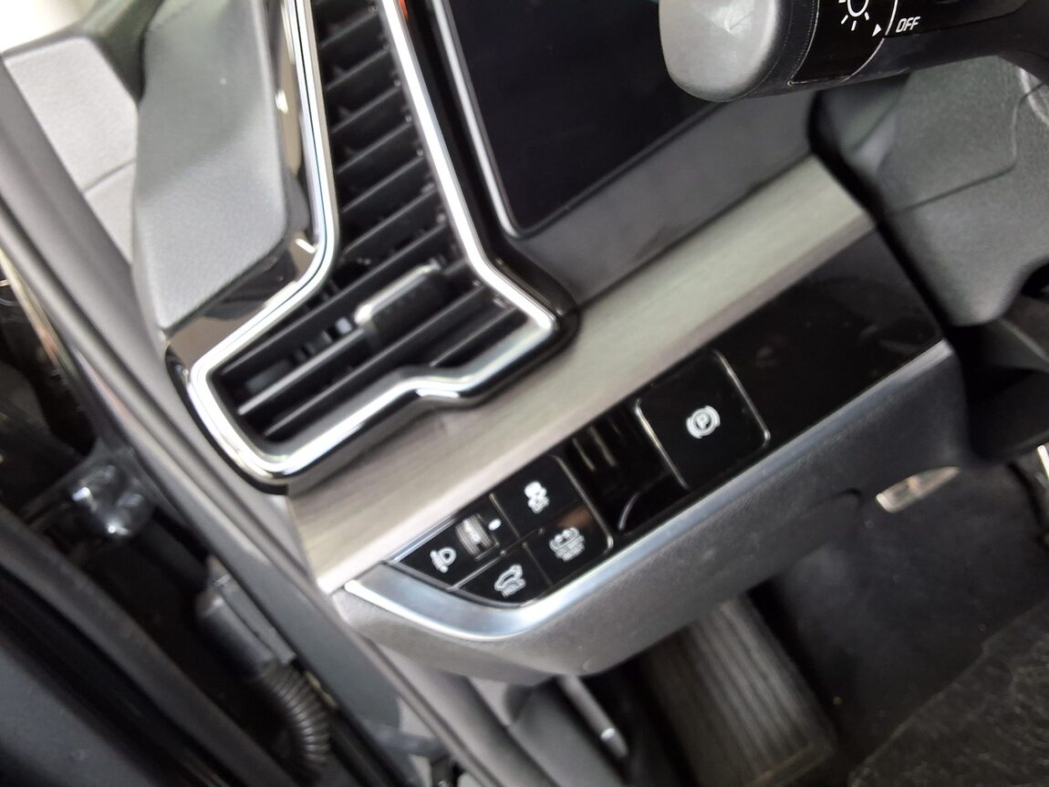 KIA THE ALL NEW SPORTAGE HYBRID 1.6 HEV SIGNATURE 2022 - zdjęcie 19