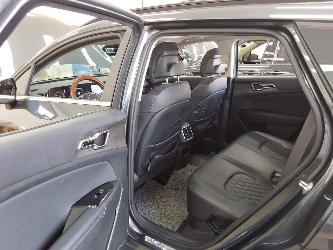 KIA THE ALL NEW SPORTAGE HYBRID 1.6 HEV SIGNATURE 2022 - zdjęcie 12