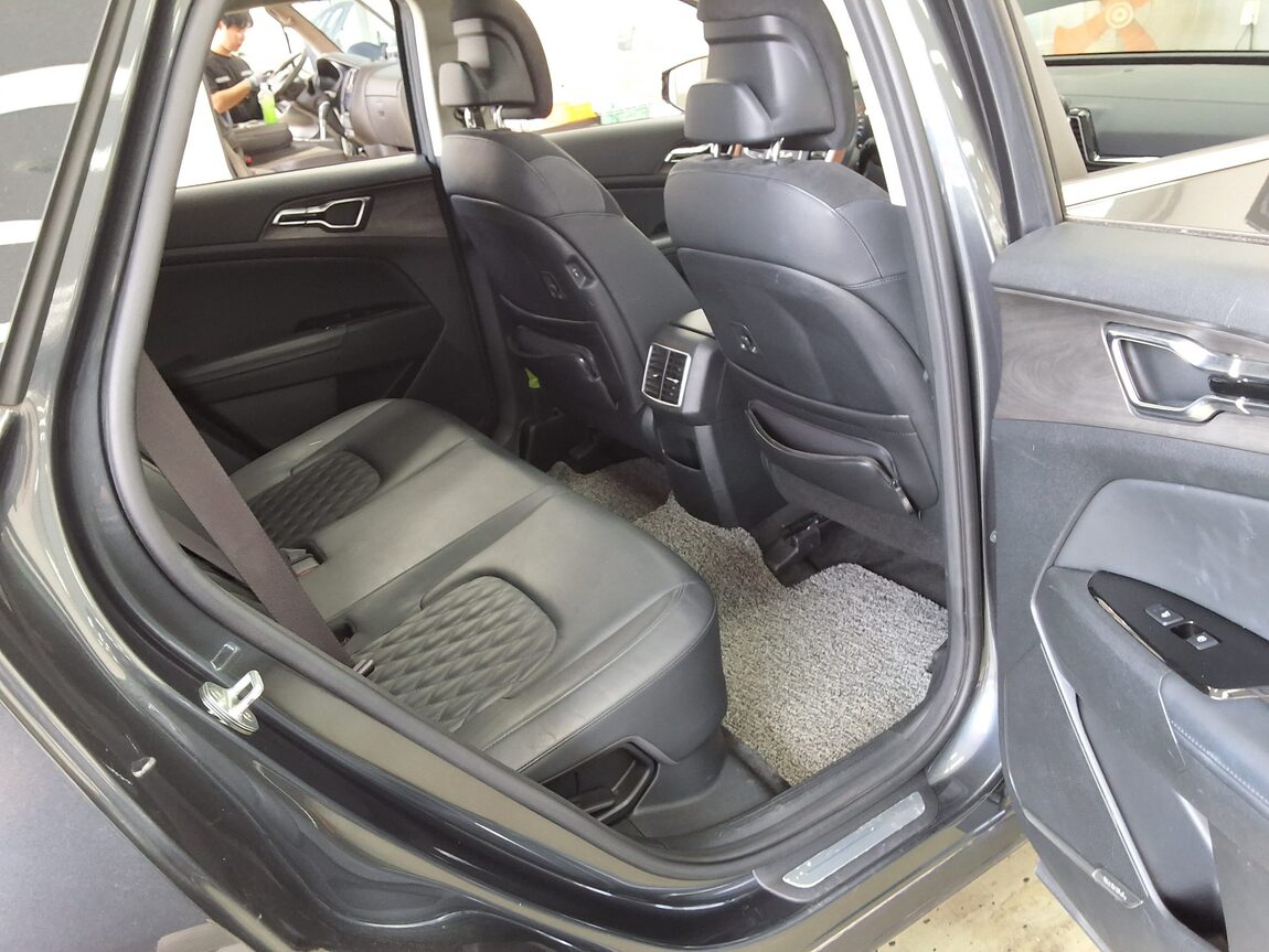 KIA THE ALL NEW SPORTAGE HYBRID 1.6 HEV SIGNATURE 2022 - zdjęcie 13