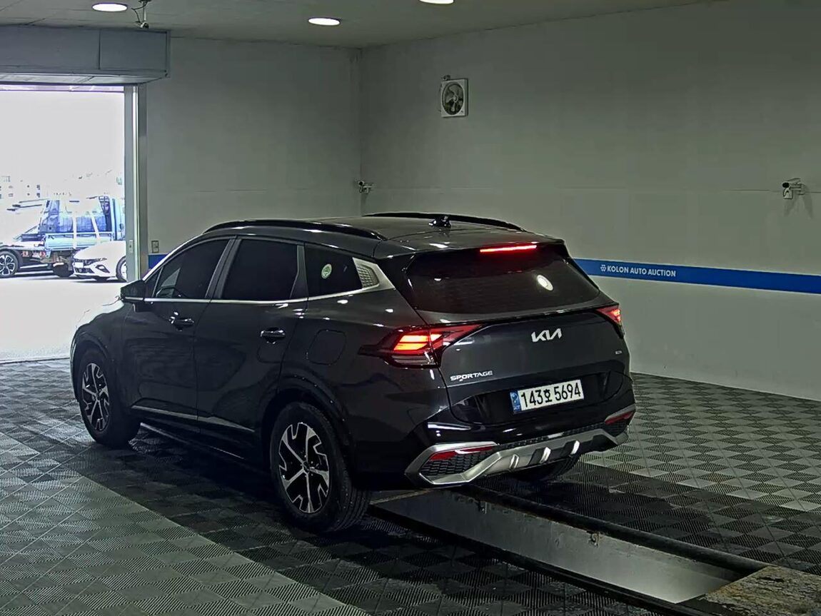 KIA THE ALL NEW SPORTAGE HYBRID 1.6 HEV SIGNATURE 2022 - zdjęcie 6