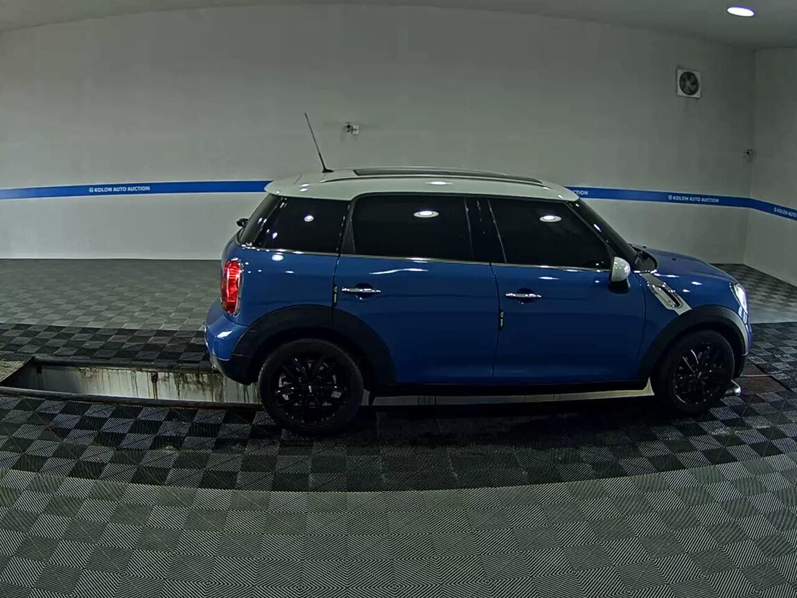 MINI COUNTRYMAN 1.6 2011 - zdjęcie 4