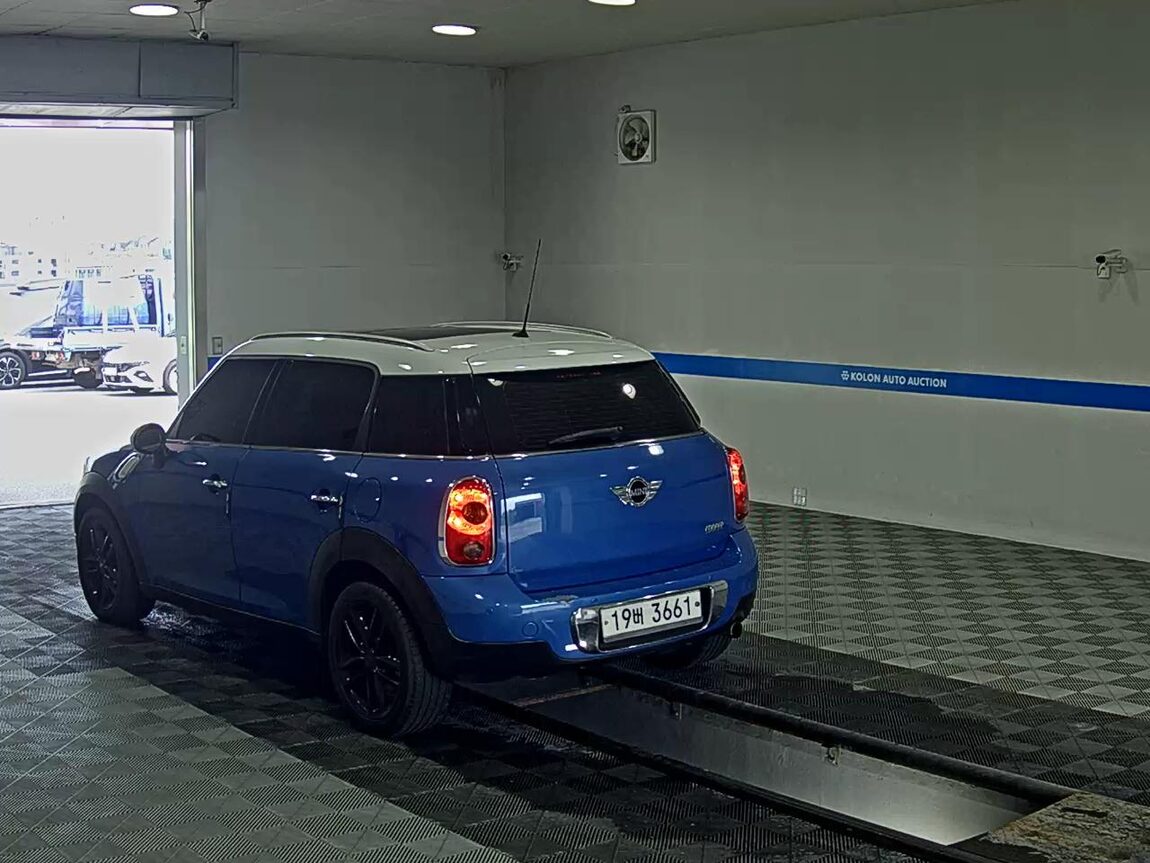 MINI COUNTRYMAN 1.6 2011 - zdjęcie 6