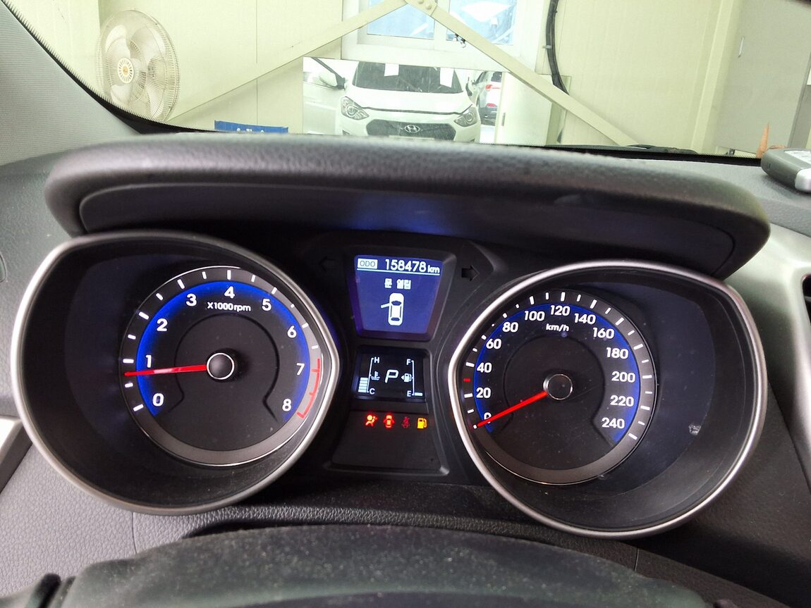 HYUNDAI NEW i30 1.6 GDi EXTREME 2012 - zdjęcie 10