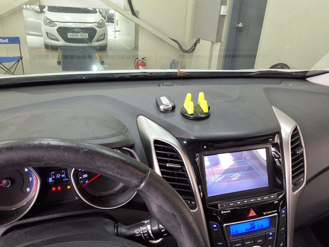 HYUNDAI NEW i30 1.6 GDi EXTREME 2012 - zdjęcie 25