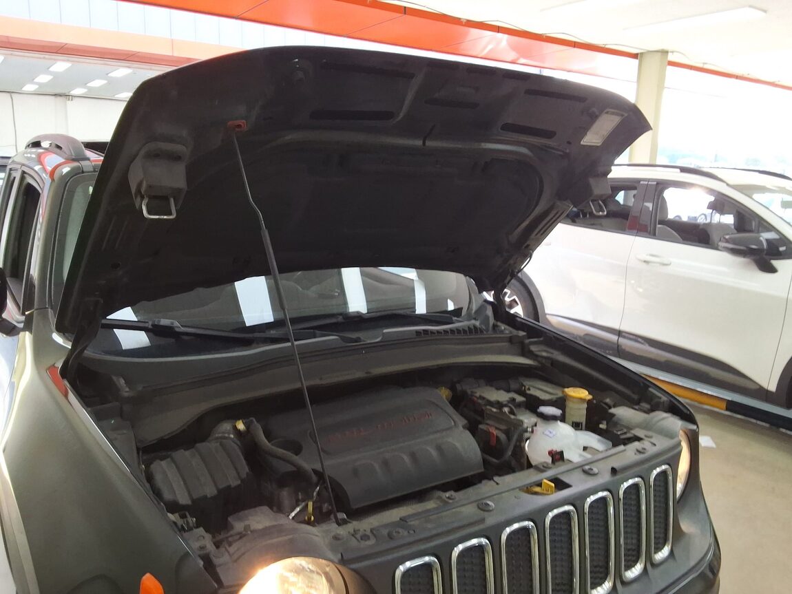 JEEP RENEGADE 2.4 GASOLINE LONGITUDE 2015 - zdjęcie 18