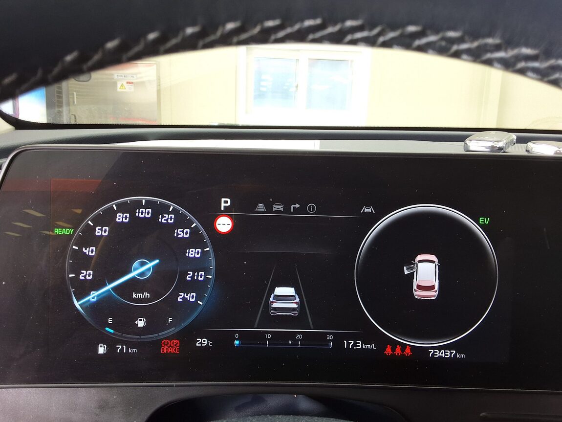 KIA THE ALL NEW SPORTAGE HYBRID 1.6 HEV 4WD SIGNATURE GRAVITY 2022 - zdjęcie 10