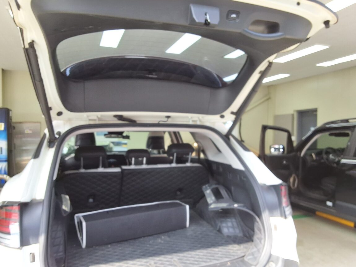 KIA THE ALL NEW SPORTAGE HYBRID 1.6 HEV 4WD SIGNATURE GRAVITY 2022 - zdjęcie 16