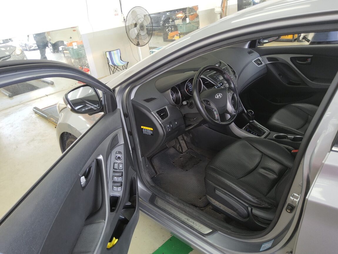 HYUNDAI THE NEW AVANTE MD 1.6 GDi SMART 2014 - zdjęcie 10