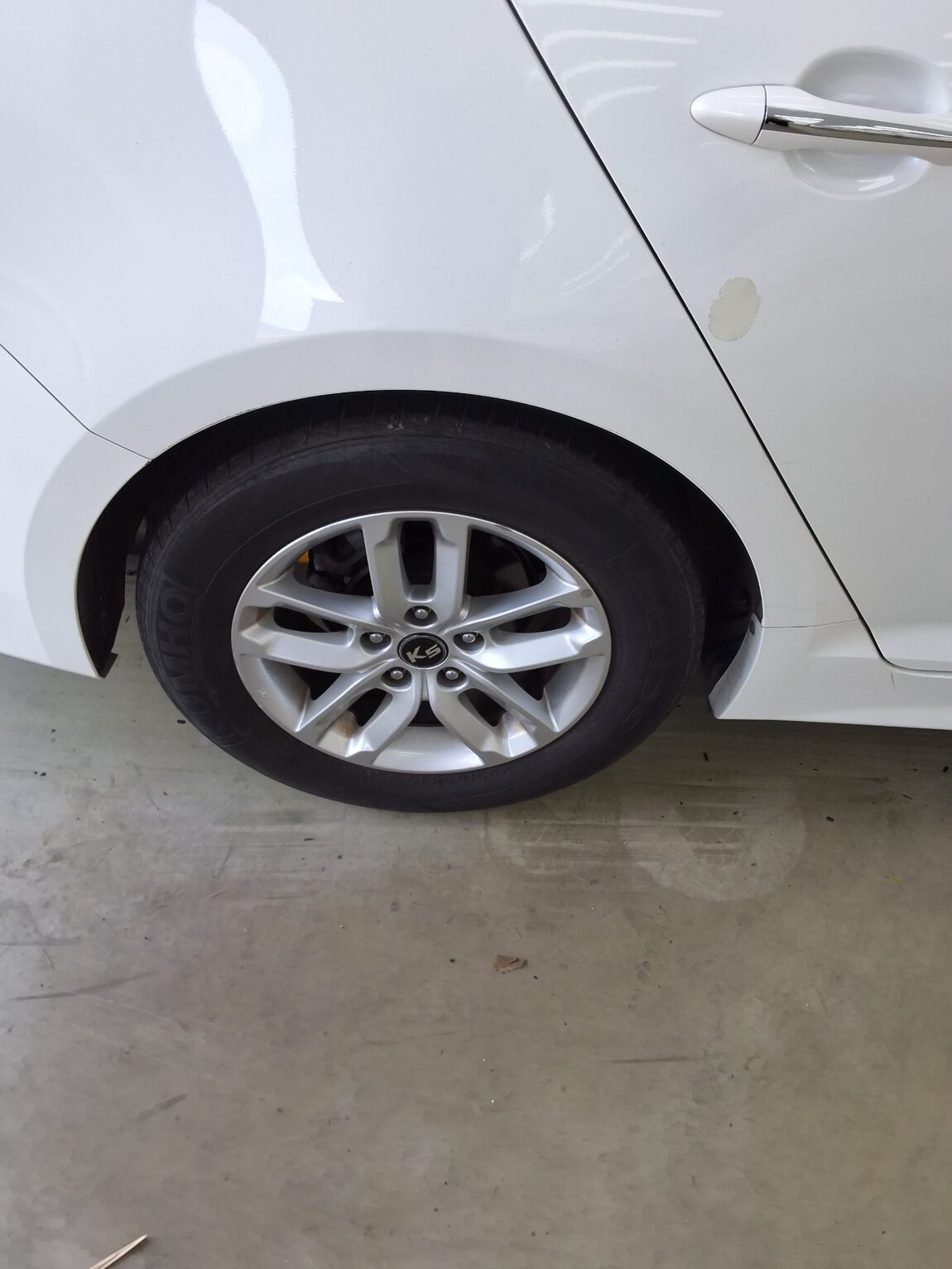KIA K5 LPI RENTAL CAR LUXURY 2013 - zdjęcie 23