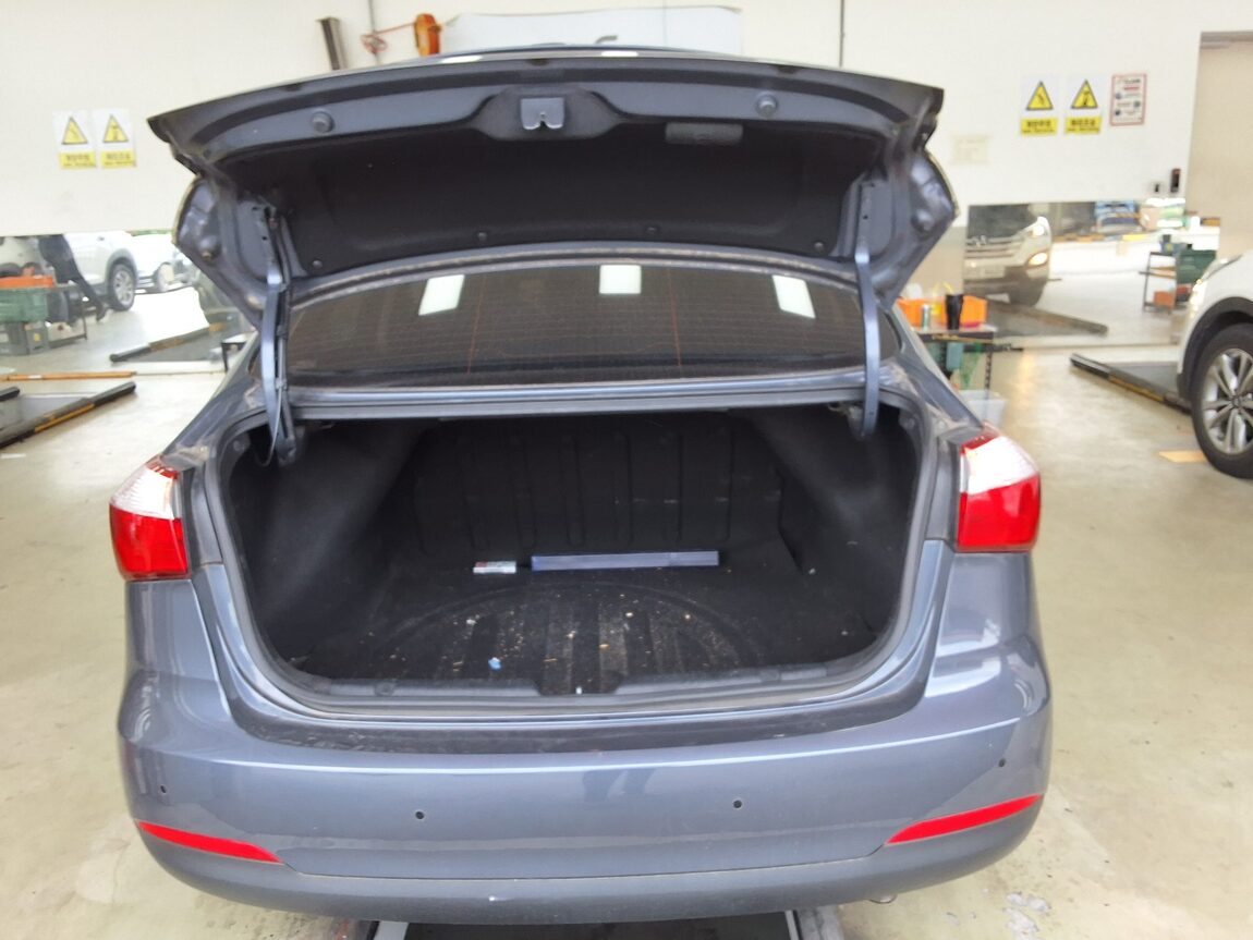 KIA K3 1.6 GDI TRENDY 2014 - zdjęcie 15