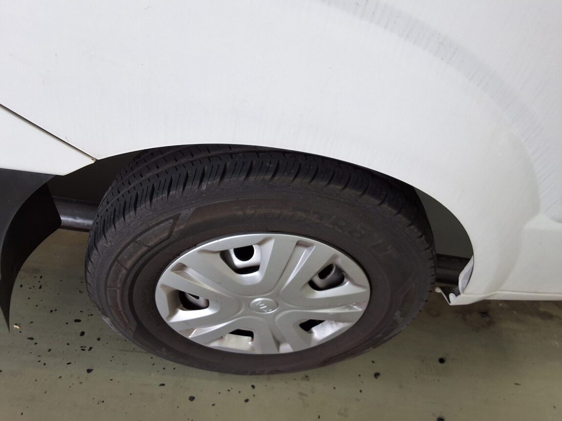 KIA THE NEW BONGO III CARGO WING BODY MANUAL 2022 - zdjęcie 20