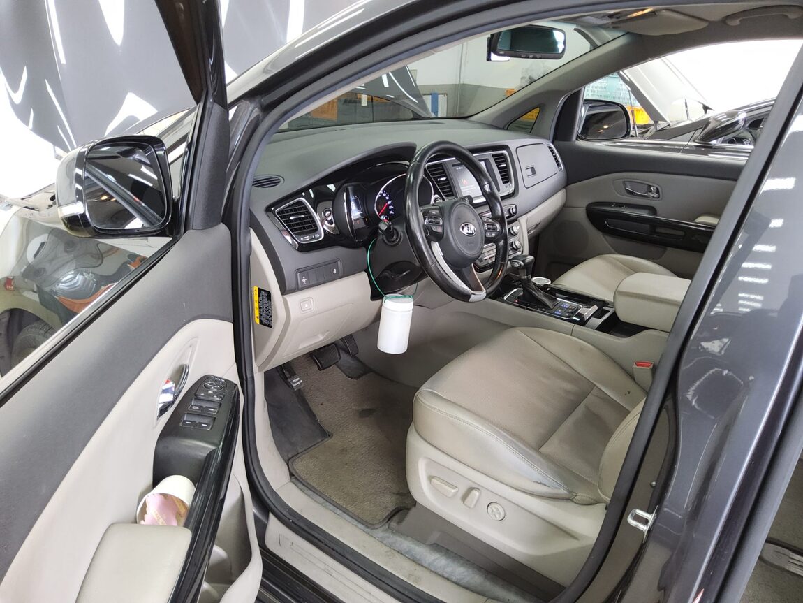KIA ALL NEW CARNIVAL 9-SEATER DIESEL PRESTIGE 2017 - zdjęcie 10
