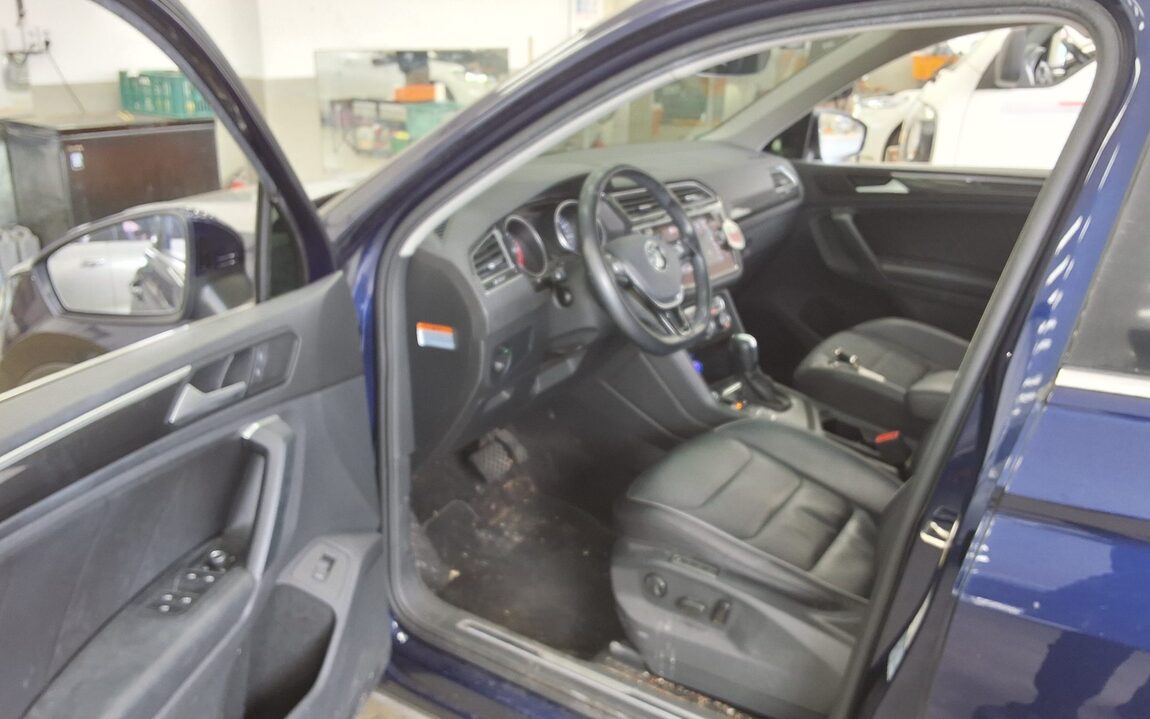 VOLKSWAGEN TIGUAN (2ND GEN) 2.0 TDI PREMIUM 2020 - zdjęcie 10