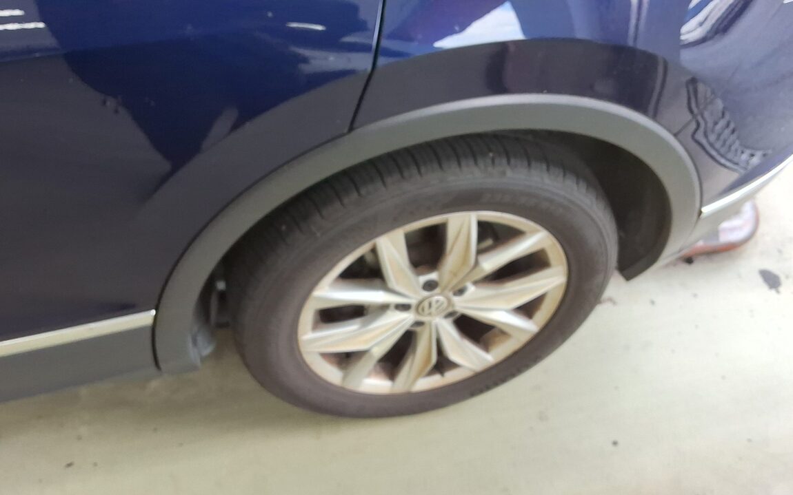 VOLKSWAGEN TIGUAN (2ND GEN) 2.0 TDI PREMIUM 2020 - zdjęcie 24