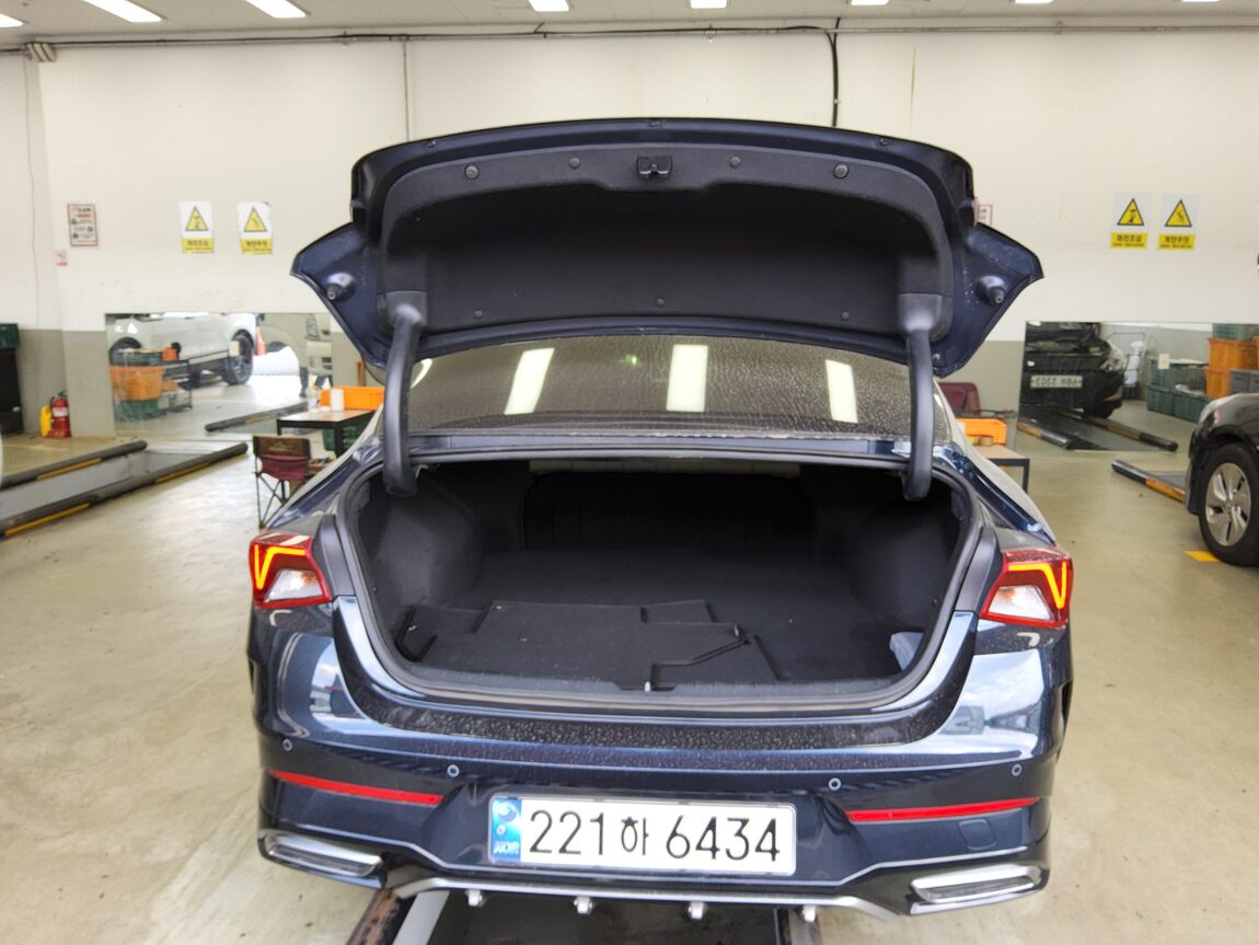 KIA NEW K5 (DL3) 2.0 LPI RENTAL CAR TRENDY 2023 - zdjęcie 15