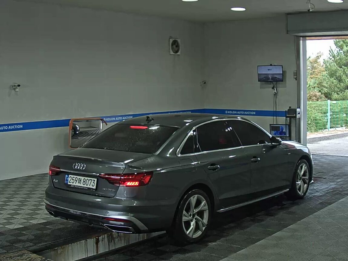 AUDI A4 (5TH GEN) 40 TFSI PREMIUM 2021 - zdjęcie 5