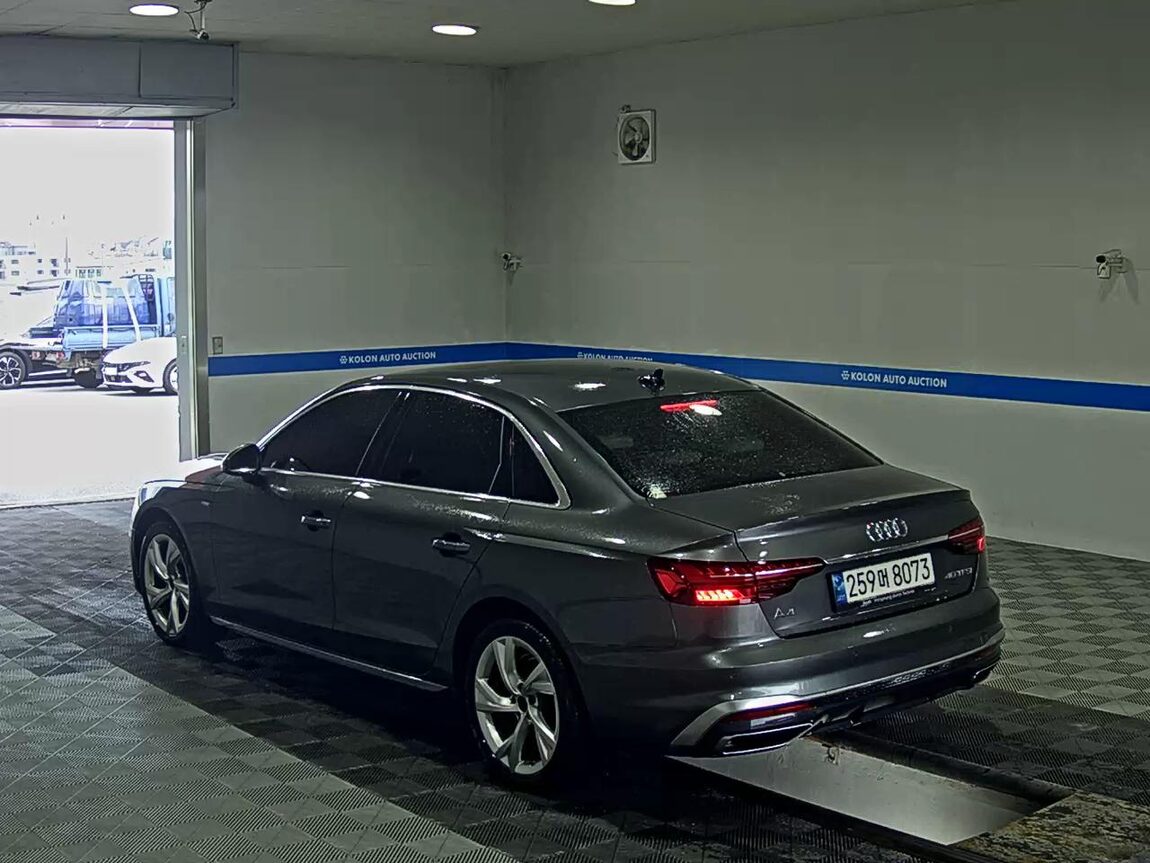 AUDI A4 (5TH GEN) 40 TFSI PREMIUM 2021 - zdjęcie 6