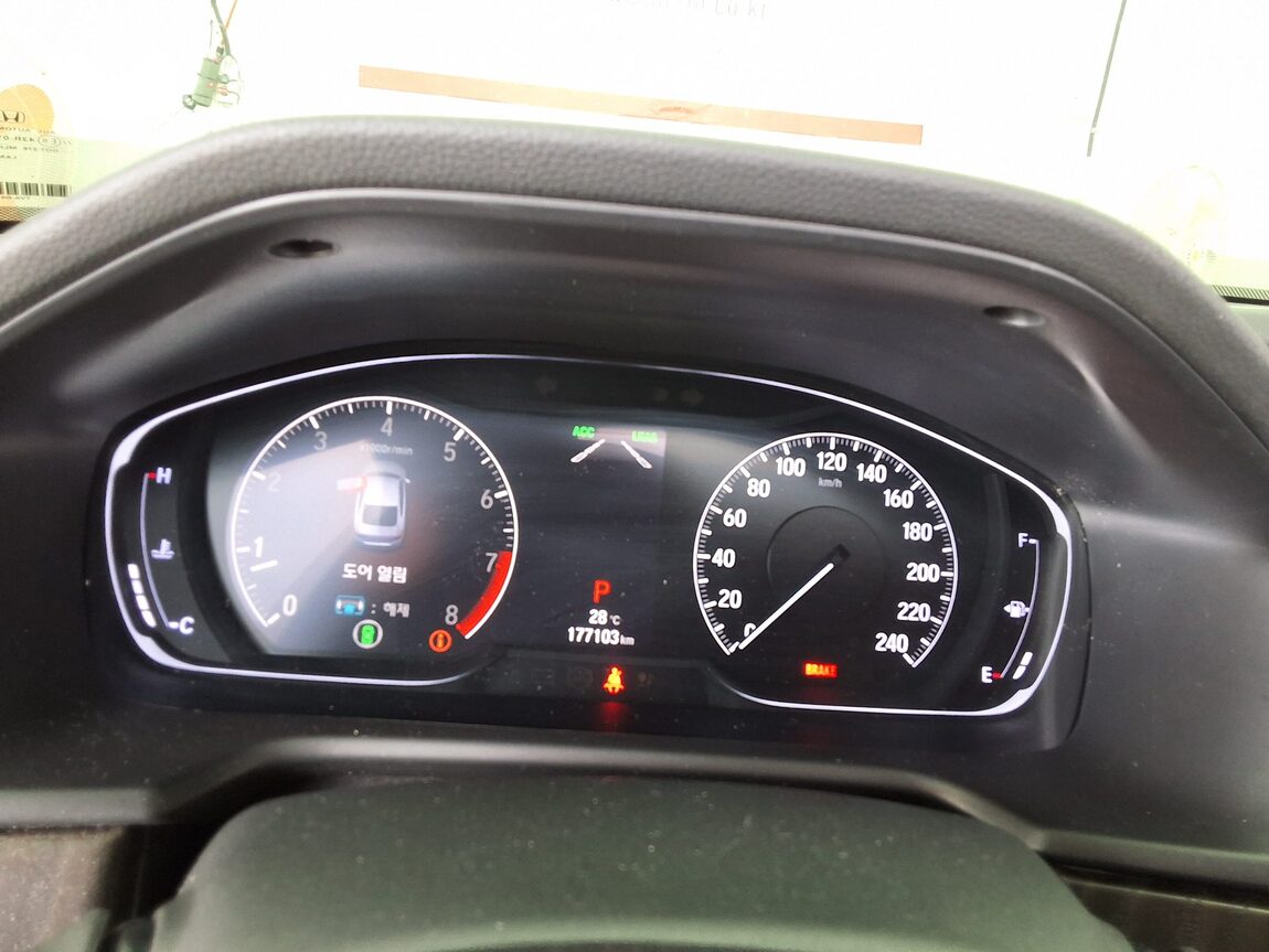 HONDA ACCORD (10TH GEN) 2.0 TURBO SPORTS 2019 - zdjęcie 9