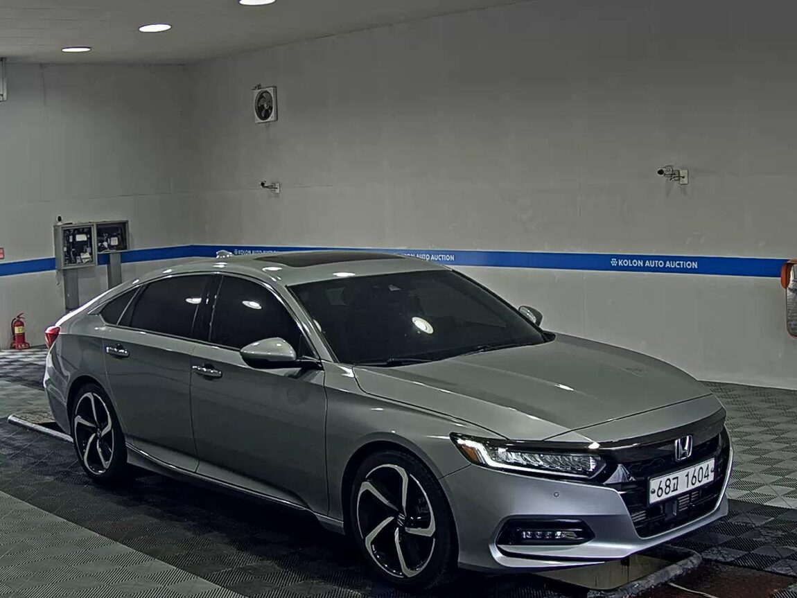 HONDA ACCORD (10TH GEN) 2.0 TURBO SPORTS 2019 - zdjęcie 3
