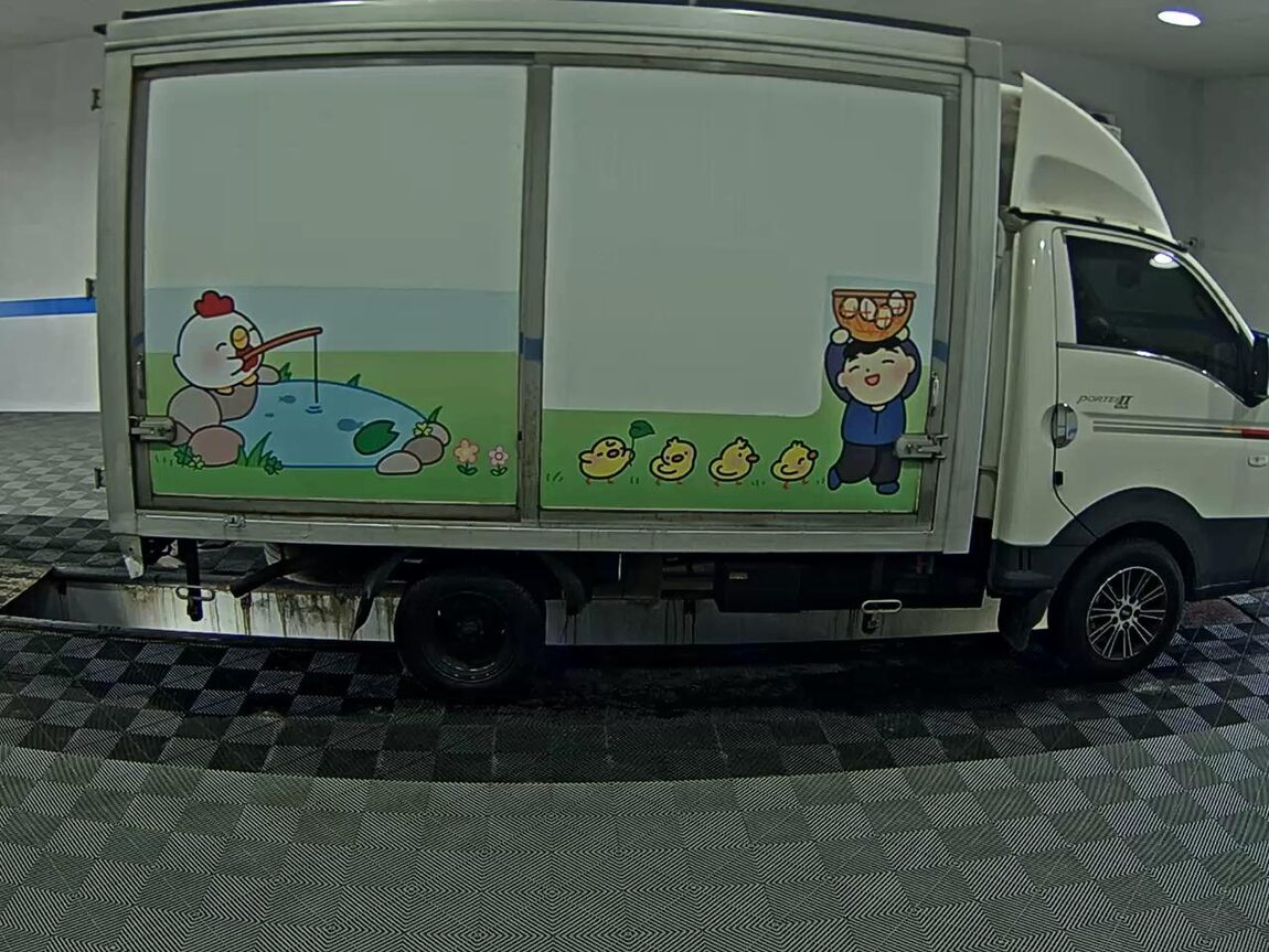HYUNDAI PORTER II CRDi STANDARD CAB EXTRA LONG WHEELBASE GOLD 2016 - zdjęcie 4