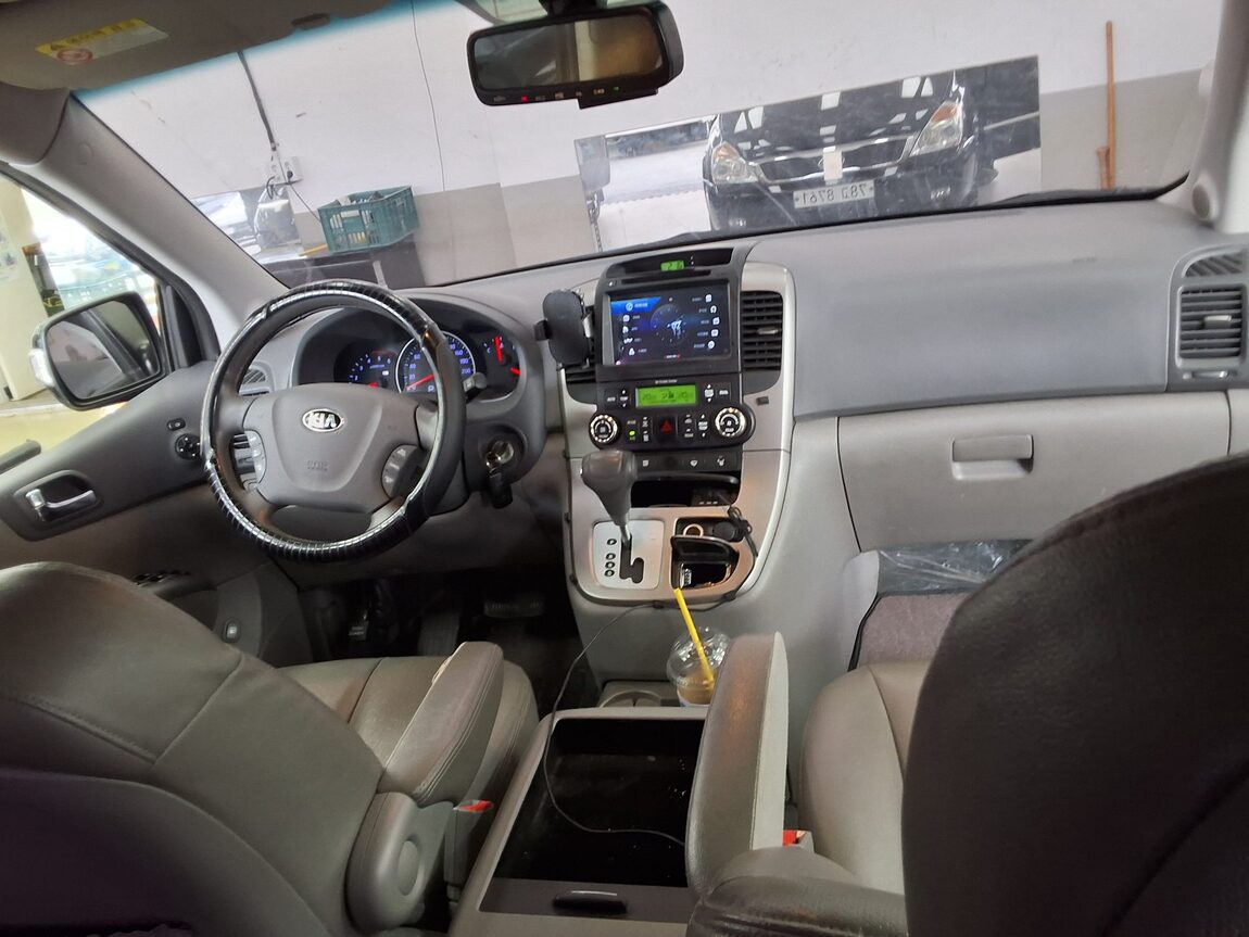 KIA CARNIVAL R 11-SEATER DIESEL GLX PREMIUM 2013 - zdjęcie 11
